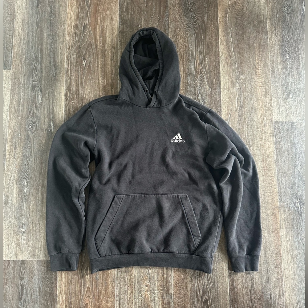 Adidas Black Pullover Hoodie with Ribbed Cuffs